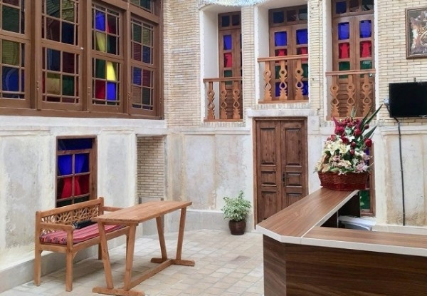 اقامتگاه سنتی پنج دری