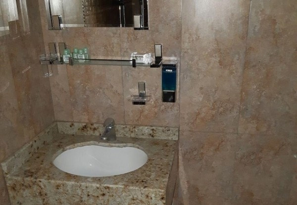 هتل نگین جی