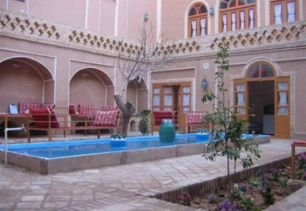 هتل سنتی سروش