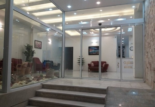 هتل آپارتمان سفید