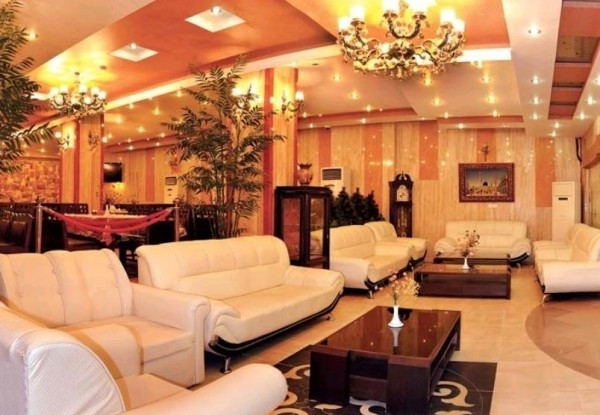 هتل آپارتمان میزبان